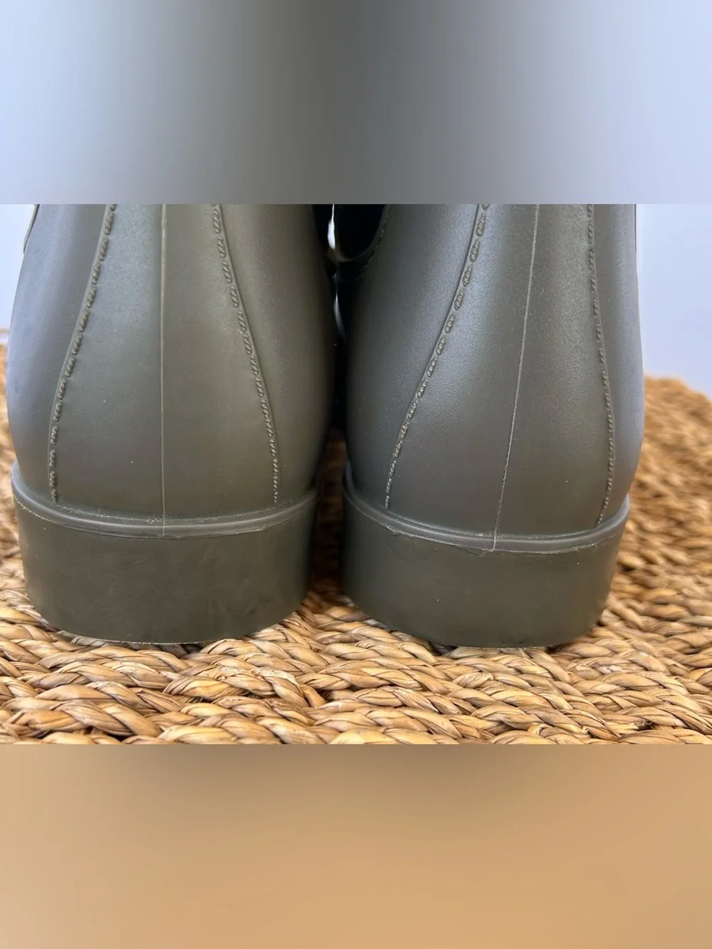 Storm by Cougar Women’s Celeste Waterproof Chelsea Rain Boots Olive Size 8